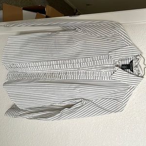 Size 4 White House stripped long sleeve button up.